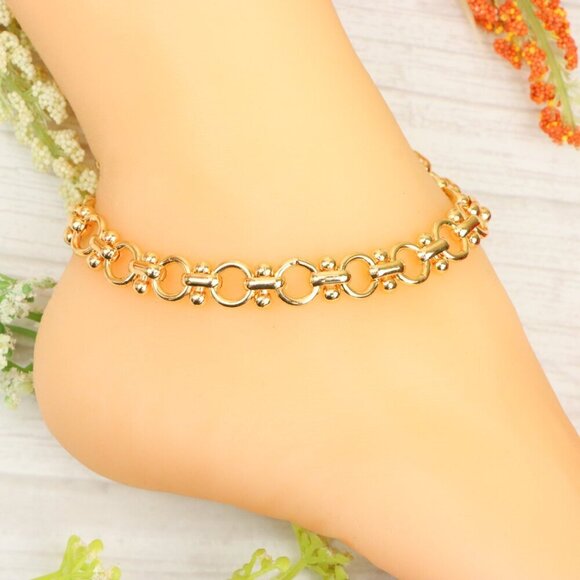 "Handmade Anklet – Elegant & Delicate Jewelry for Women | UNVRC1607 - Picture 10 of 10